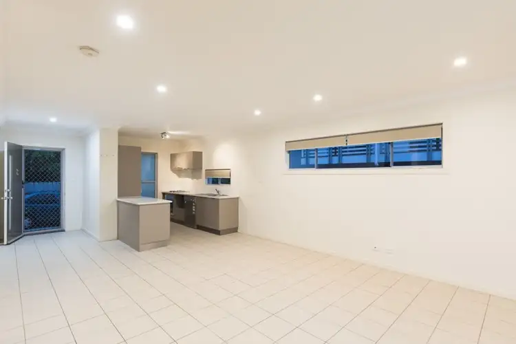 Fourth view of Homely townhouse listing, 8/50 Ferndale Street, Annerley QLD 4103