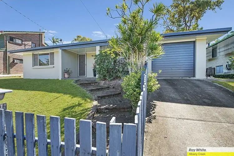 7 Folkstone Avenue, Albany Creek QLD 4035