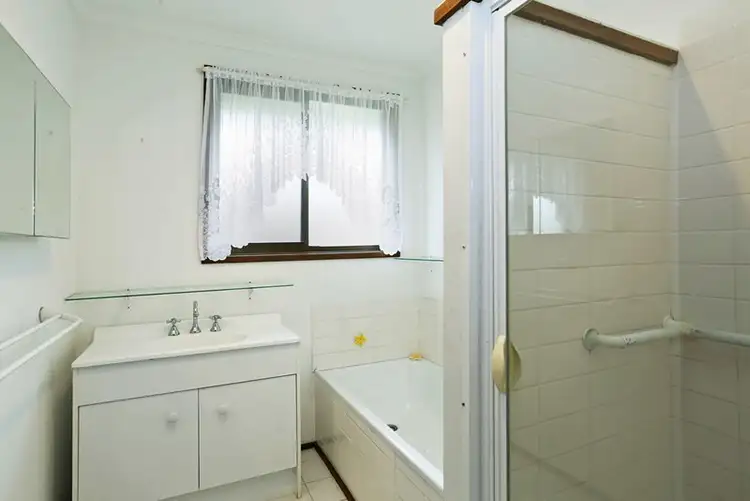 Seventh view of Homely house listing, 10 Springhurst Crescent, Grovedale VIC 3216