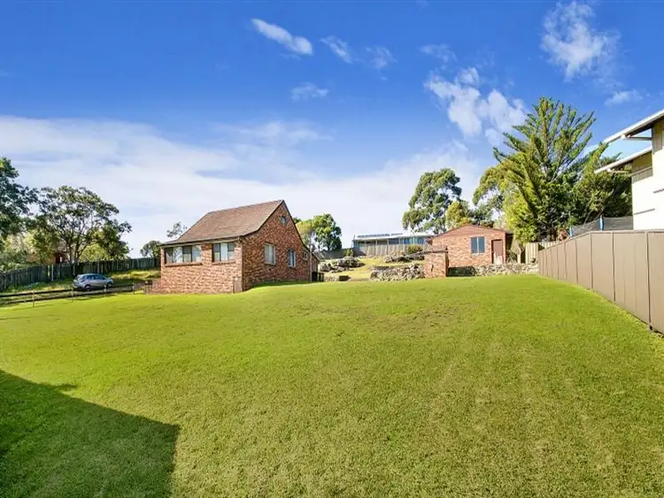 29 Halls Road, Helensburgh NSW 2508