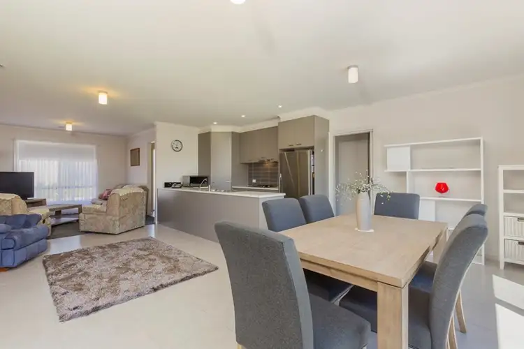 Second view of Homely house listing, 3/264 Wilsons Road, St Albans Park VIC 3219