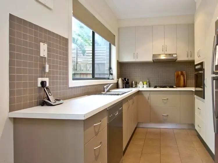 Second view of Homely unit listing, 3/23 Frank Street, Frankston VIC 3199