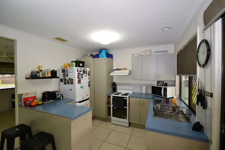 Sixth view of Homely house listing, 17 Vidler Court, Landsborough QLD 4550