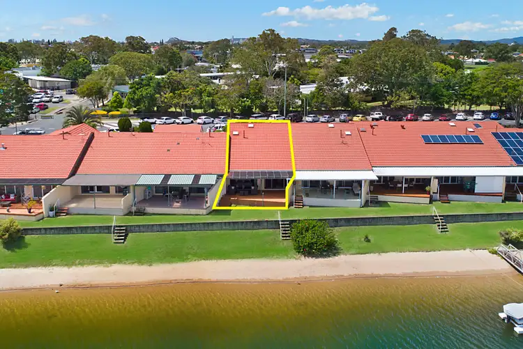 8 'Villa Floridia' 8 Dunlop Court, Mermaid Waters QLD 4218
