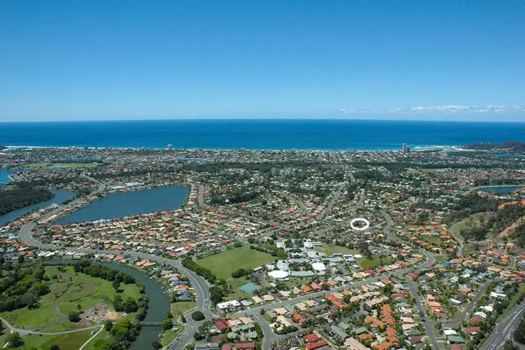 3 Colac Court, Elanora QLD 4221