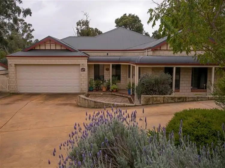 48 Cotherstone Road, Kalamunda WA 6076