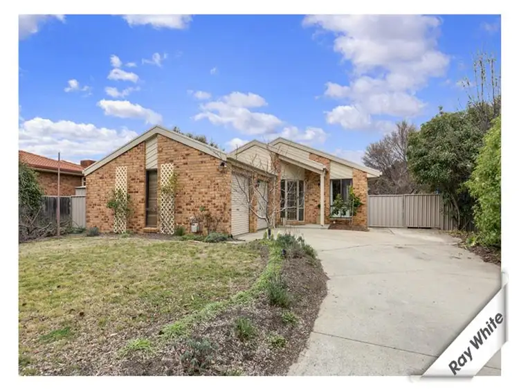 7 Jerome Place, Gordon ACT 2906