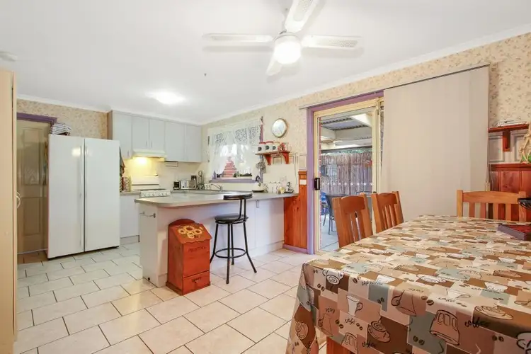 Sixth view of Homely house listing, 35 Nicole Crescent, Wodonga VIC 3690