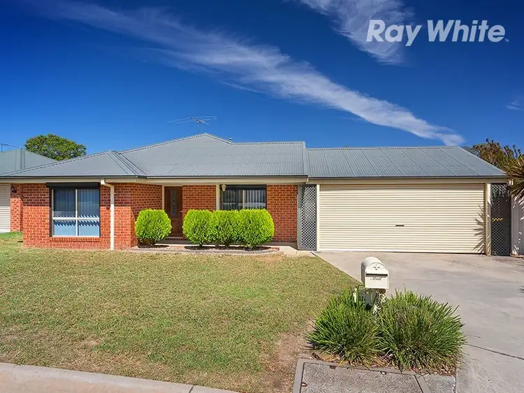 Main view of Homely house listing, 25 Almurta Court, Springdale Heights NSW 2641
