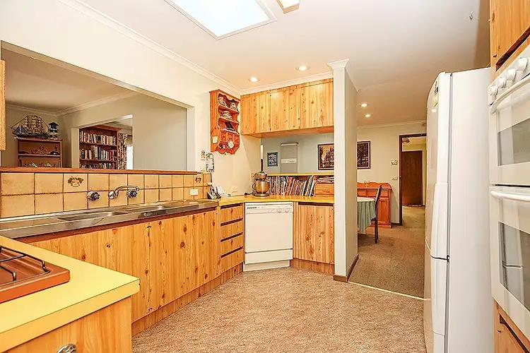 Fifth view of Homely house listing, 4 Argyll Close, Epping VIC 3076