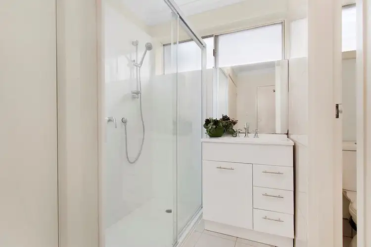Fourth view of Homely apartment listing, 4/24 Rushall Street, Fairfield VIC 3078
