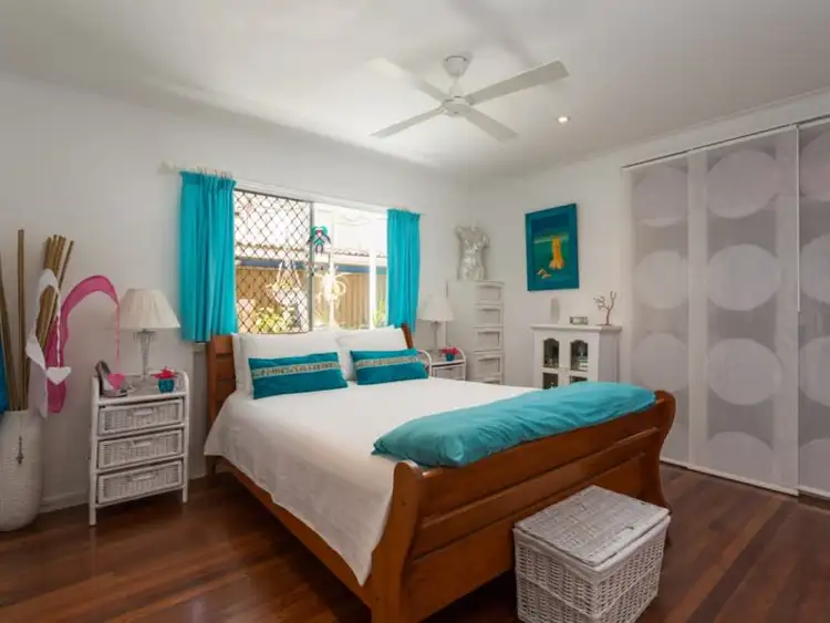 Fourth view of Homely unit listing, 2/122 Albatross Avenue, Mermaid Beach QLD 4218