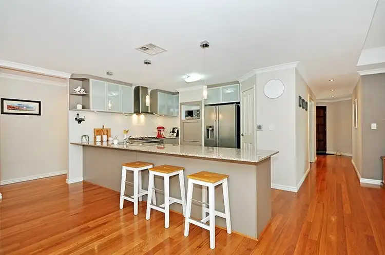 Sixth view of Homely house listing, 18 Arava Circle, Aveley WA 6069