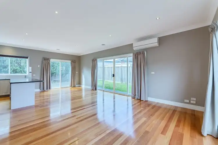 Fourth view of Homely house listing, 6 Oakville Place, Craigieburn VIC 3064