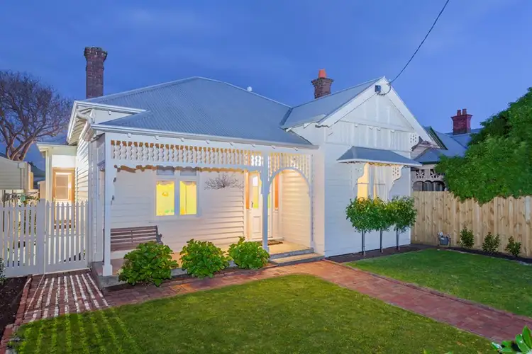 9 St Albans Road, East Geelong VIC 3219