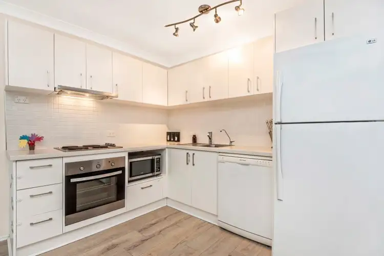 1/10 Jodie Street, Tugun QLD 4224