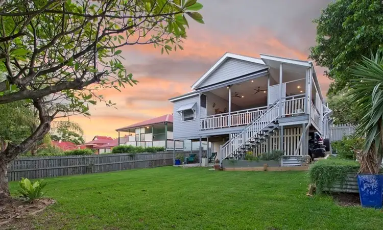 11 Sinclair Street, East Brisbane QLD 4169