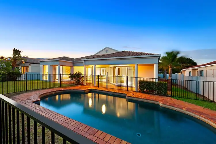 1101 Beechwood Drive, Hope Island QLD 4212