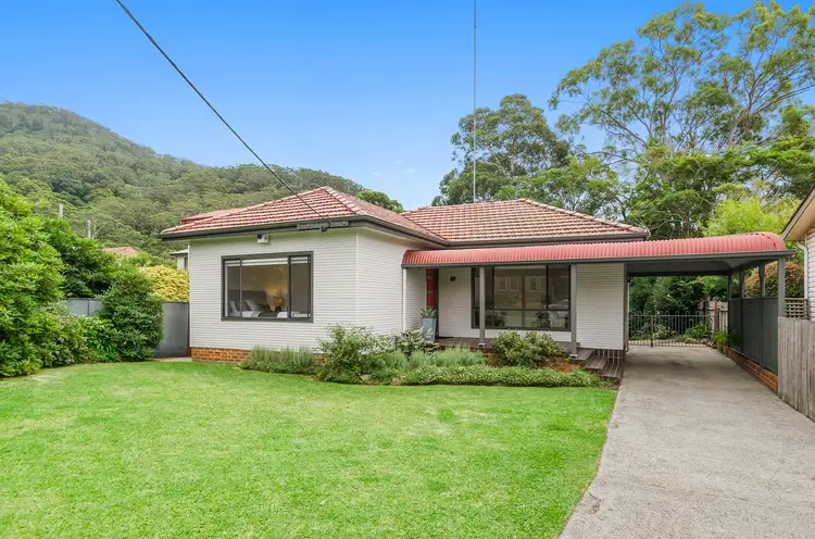 Main view of Homely house listing, 3 Cresting Avenue, Corrimal NSW 2518