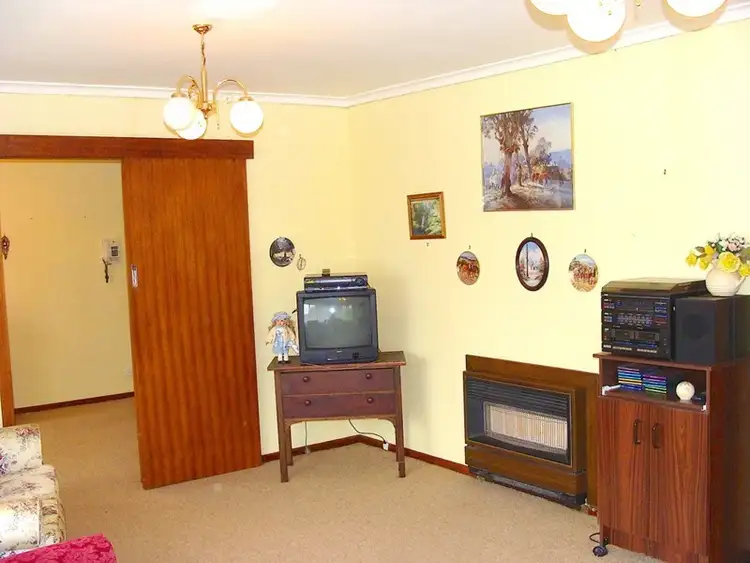 Sixth view of Homely house listing, 5 Elmore Street, Hamilton VIC 3300