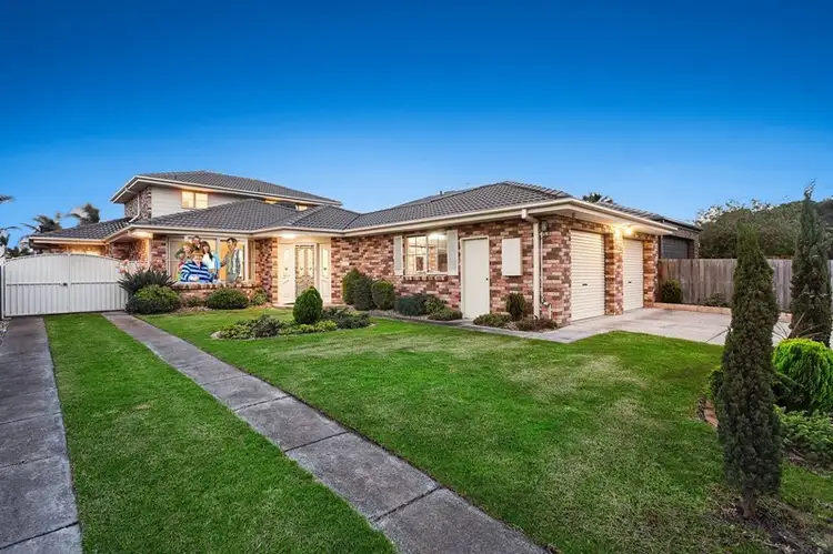 4 Lagoon Place, Patterson Lakes VIC 3197