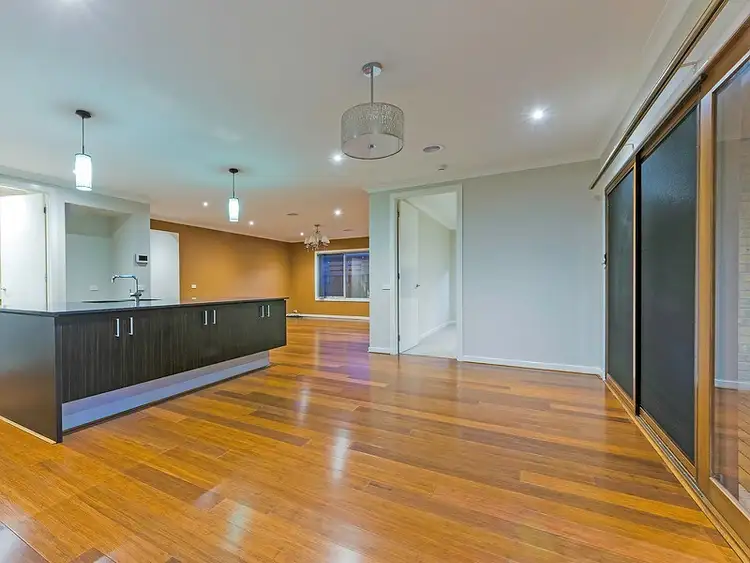 Seventh view of Homely house listing, 4 Coracle Drive, Sanctuary Lakes VIC 3030