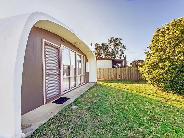 52 LAKE VIEW Crescent, St Leonards VIC 3223