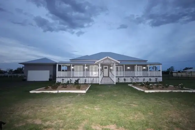 14 Henderson Street, Dalby QLD 4405