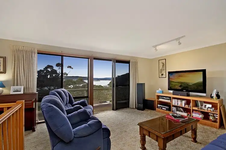 Second view of Homely house listing, 27 Treeview Place, Saratoga NSW 2251