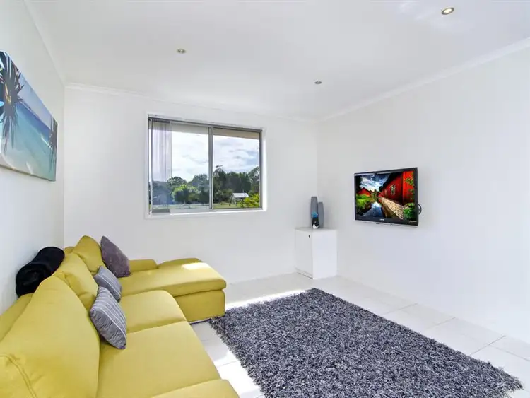 Third view of Homely unit listing, 4/7 Allara Avenue, Palm Beach QLD 4221
