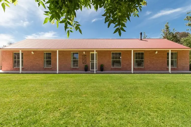 102 Speedy Street, Molong NSW 2866