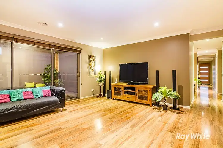 Fourth view of Homely house listing, 3 Salway Close, Cranbourne VIC 3977