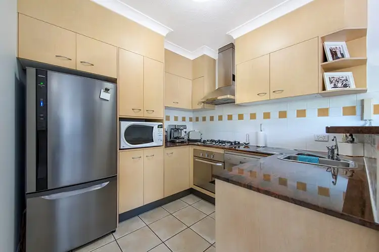 Third view of Homely apartment listing, 5/157 Riding Road, Balmoral QLD 4171