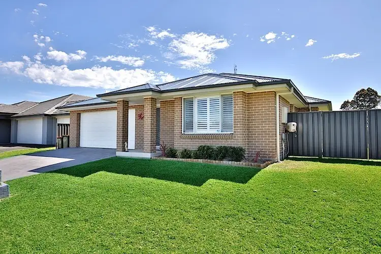 8 Firetail Street, South Nowra NSW 2541