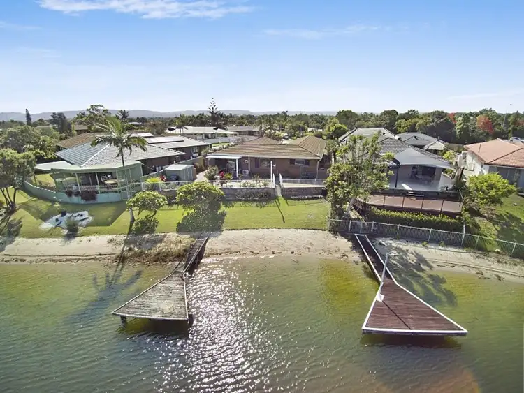 Fifth view of Homely house listing, 4 Plumosa Court, Mermaid Waters QLD 4218