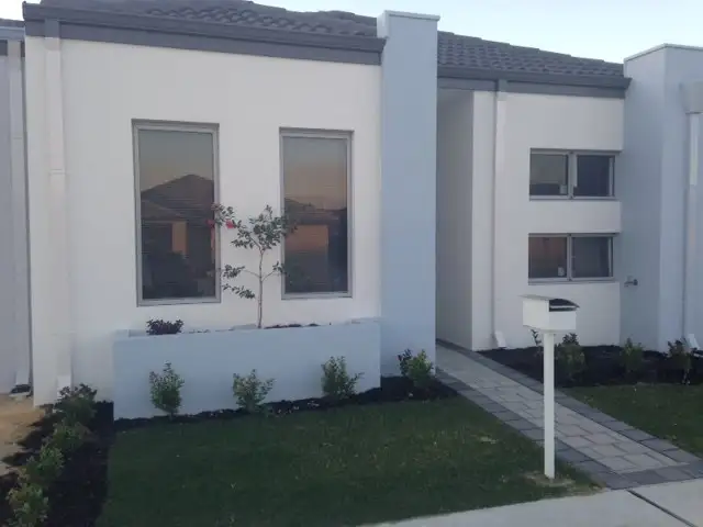 6 Cheyne Way, Caversham WA 6055