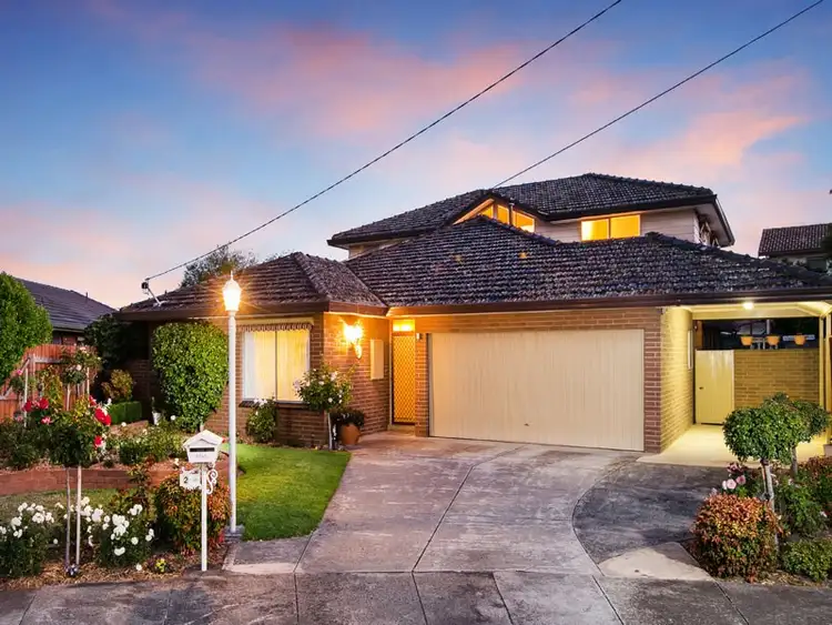 2 Macao Court, Cheltenham VIC 3192