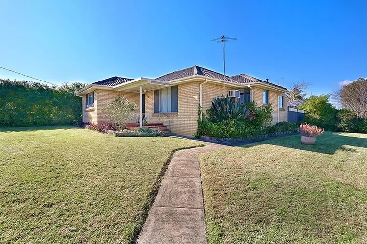 2 Greenvale Street, Fairfield West NSW 2165