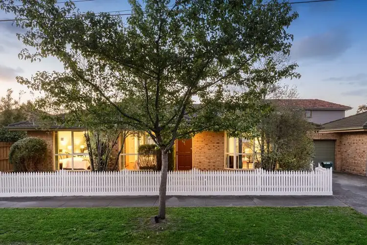 2/6 Devoy Street, Oakleigh South VIC 3167