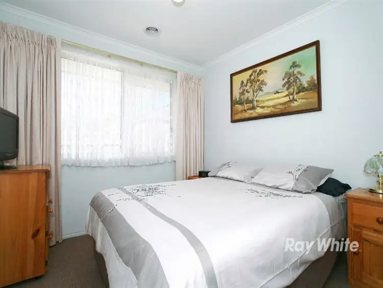 Sixth view of Homely house listing, 5 Athena Court, Cranbourne VIC 3977