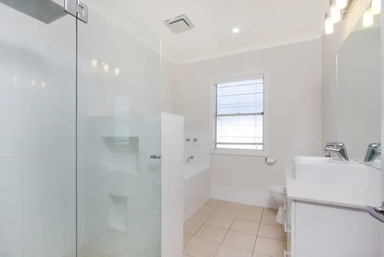 Sixth view of Homely house listing, 35 Reign Street, Goulburn NSW 2580