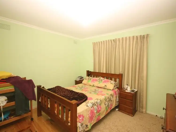 Fourth view of Homely house listing, 104 Kings Road, St Albans VIC 3021