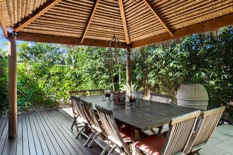Second view of Homely house listing, 32 Coogeen Street, Sorrento QLD 4217