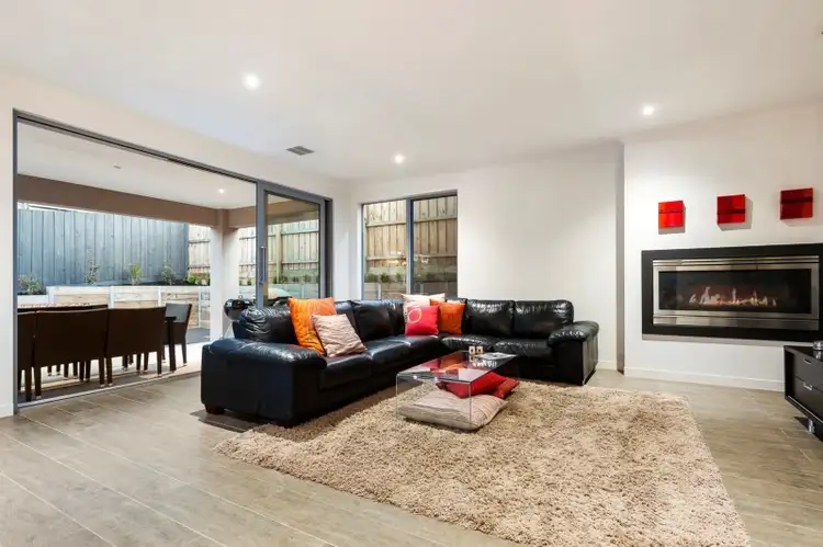 Second view of Homely house listing, 6 Airdrie Court, Templestowe Lower VIC 3107
