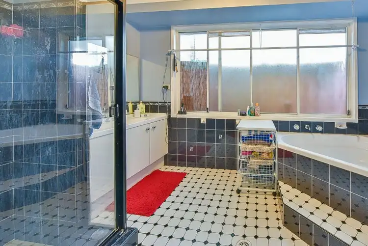 Seventh view of Homely house listing, 5 Cornelian Avenue, Eagle Vale NSW 2558