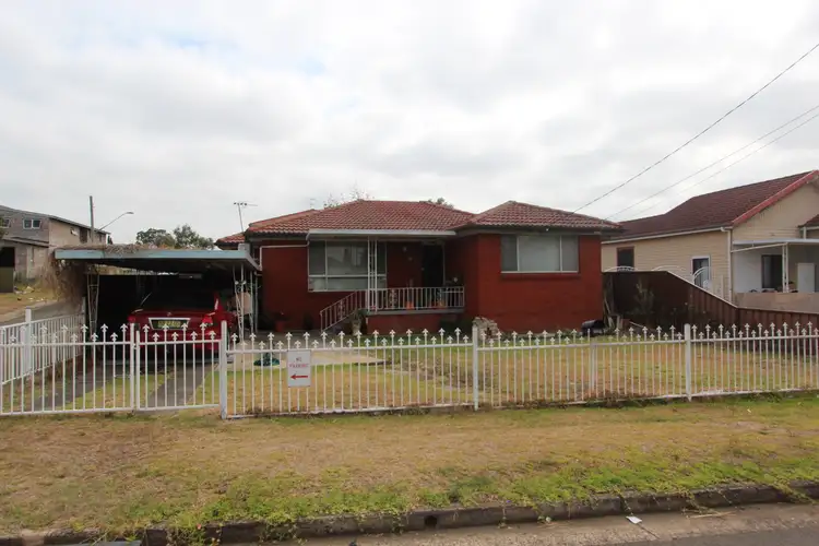 18 Dawson Street, Fairfield Heights NSW 2165