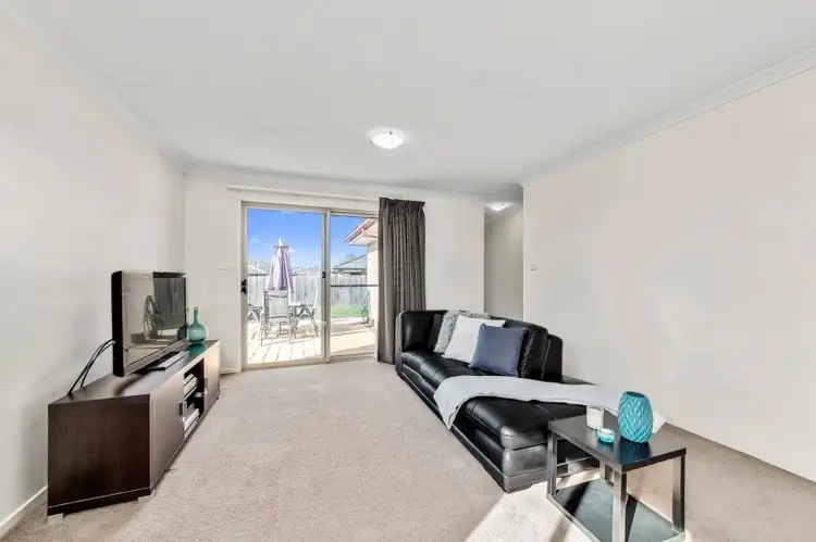 Sixth view of Homely house listing, 8 Isbister Street, Macgregor ACT 2615