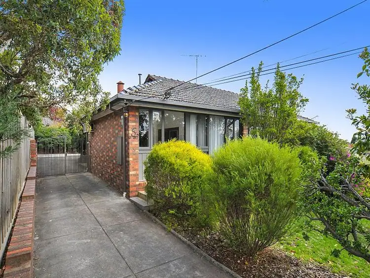 5 Goldsmith Avenue, Ringwood North VIC 3134