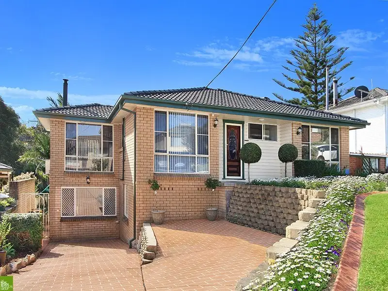 Main view of Homely house listing, 10 Blakemore Avenue, Kanahooka NSW 2530