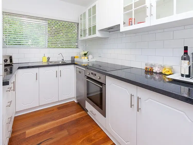 Second view of Homely unit listing, 6/24 Crescent Road, Hamilton QLD 4007